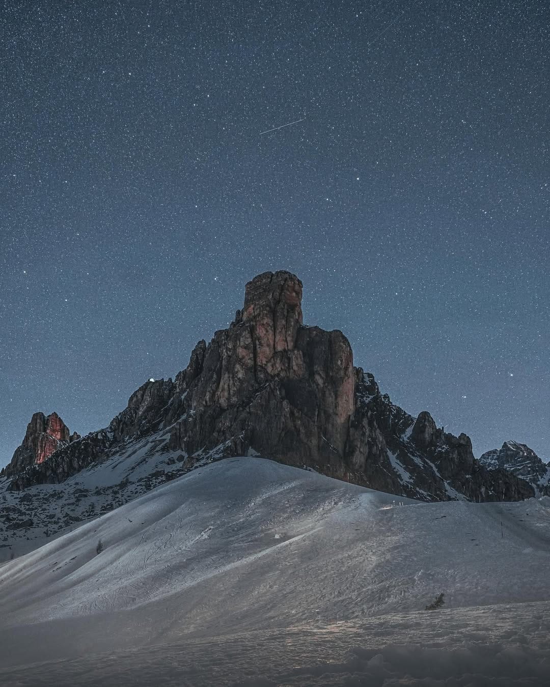 Post 2 by REDA ZOUHAIRI 🌍 TRAVEL on Instagram (image)