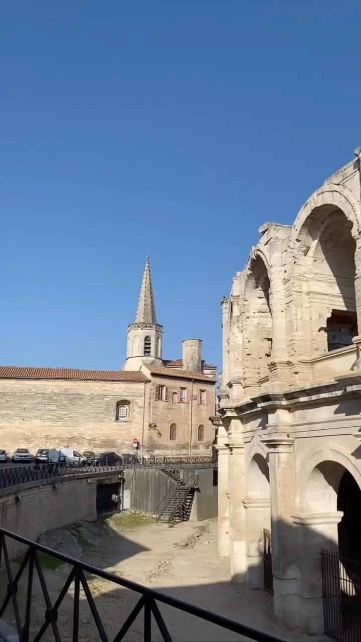 Post 10 by Stephane on Instagram (video)