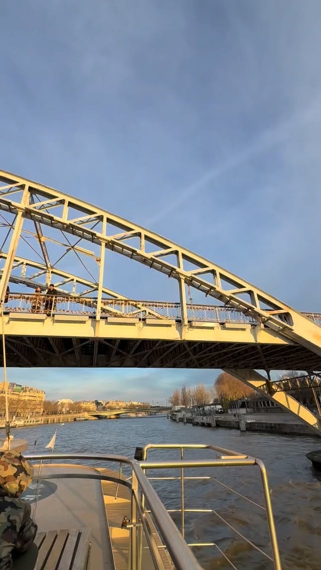 Post 2 by Stephane on Instagram (video)