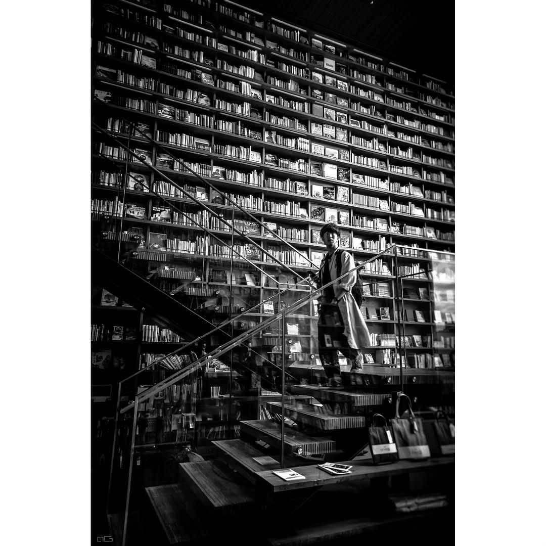 Post 4 by Amar GND on Instagram (image)