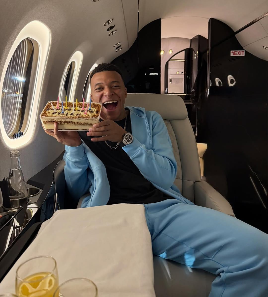 Post 3 by Kylian Mbappé on Instagram (image)