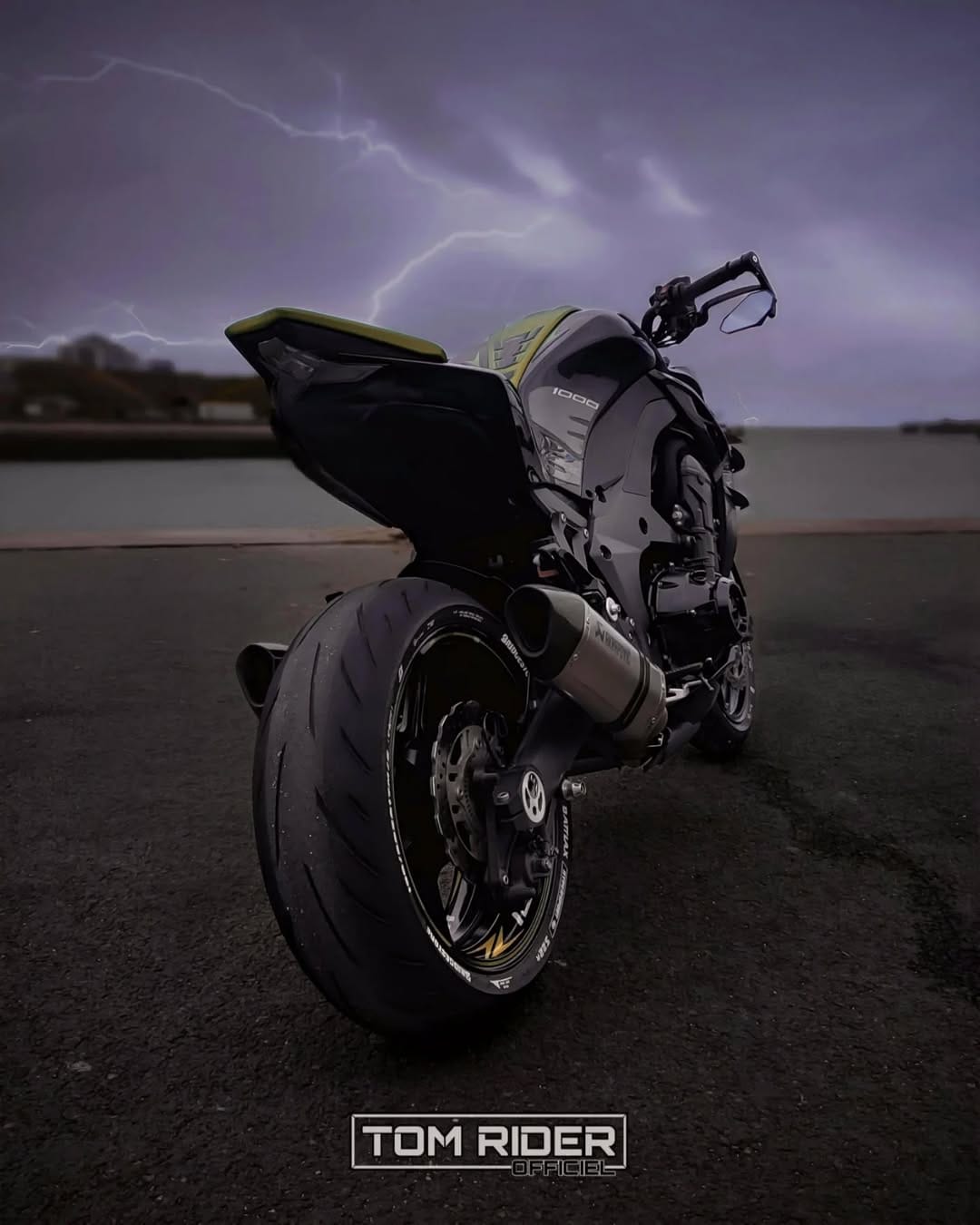 Post 2 by Tom Rider Officiel on Instagram (image)