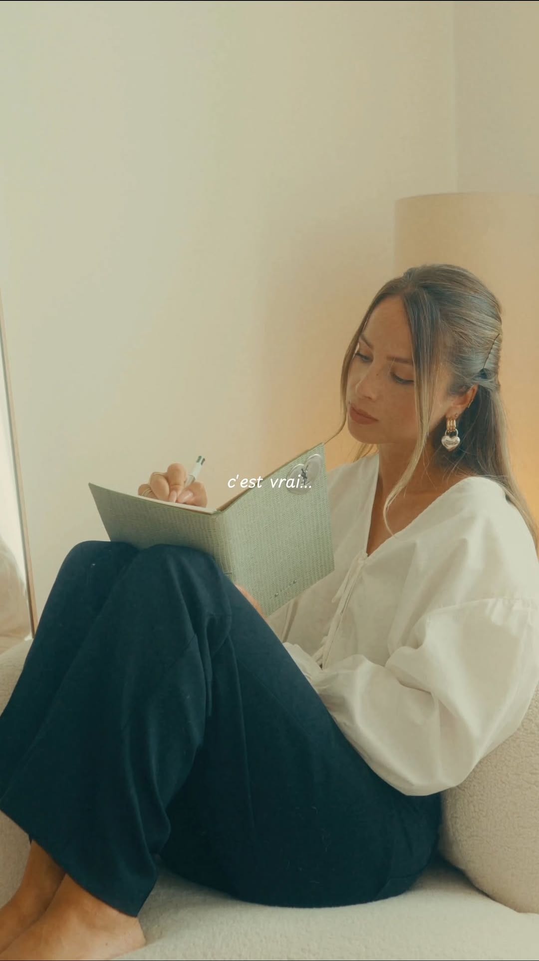 Post 8 by Laura Axelle on Instagram (video)