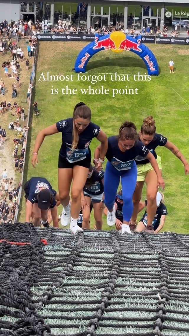Post 10 by Emilie Detre on Instagram (video)