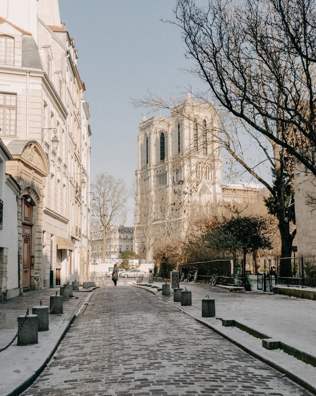 Post 6 by Caro Londono | Paris + Travel Advisor on Instagram (image)