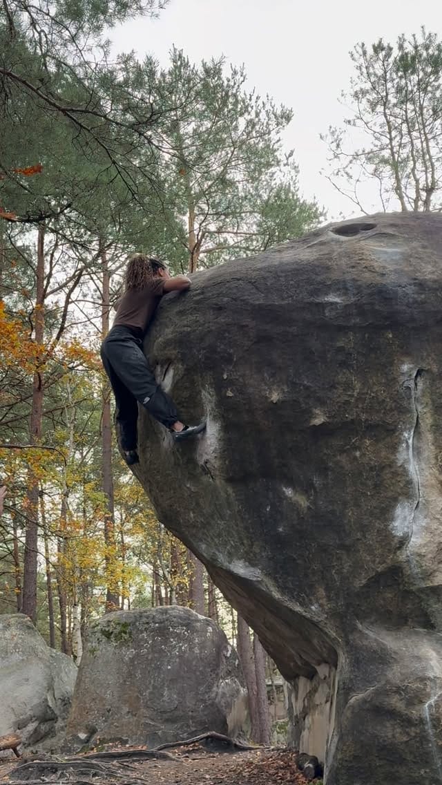 Post 8 by Molly Thompson-Smith on Instagram (video)