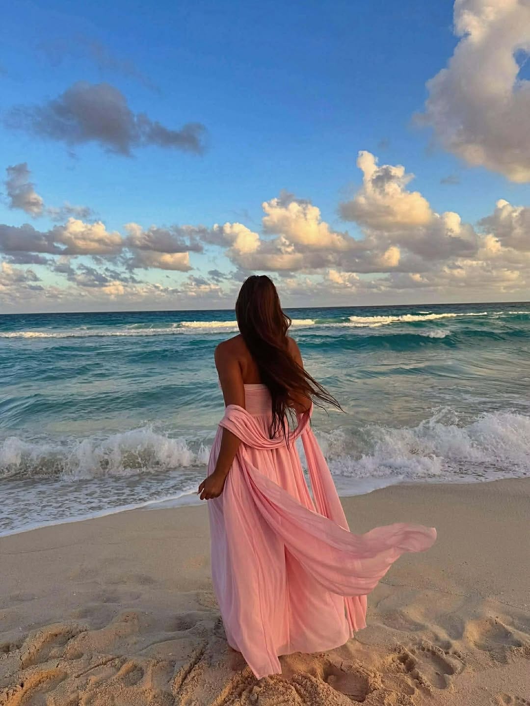 Post 2 by 𝑴𝒂𝒓𝒊𝒐𝒏 𝑩𝒓𝒖𝒏𝒆𝒕 ♡ 𝑭𝒓𝒆𝒏𝒄𝒉 𝒈𝒊𝒓𝒍 on Instagram (carousel)