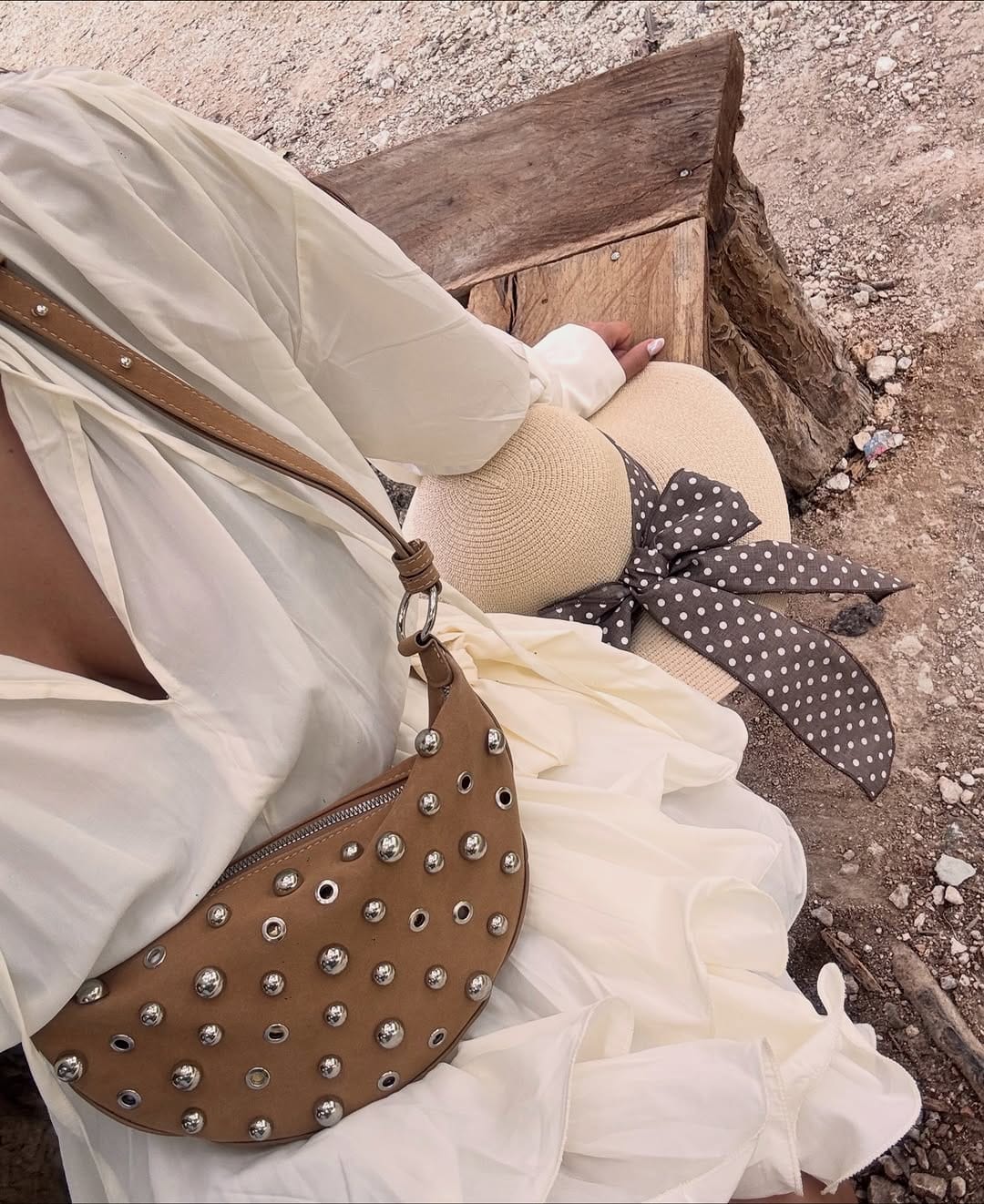 Post 7 by 𝑴𝒂𝒓𝒊𝒐𝒏 𝑩𝒓𝒖𝒏𝒆𝒕 ♡ 𝑭𝒓𝒆𝒏𝒄𝒉 𝒈𝒊𝒓𝒍 on Instagram (carousel)