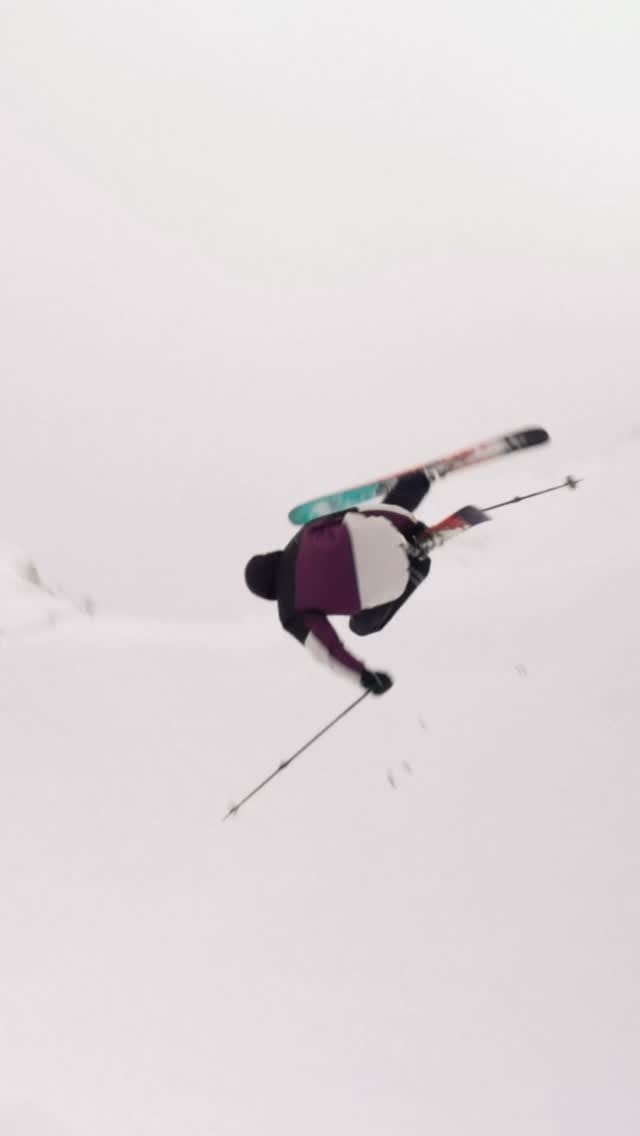 Post 6 by Hugo Laugier on Instagram (video)