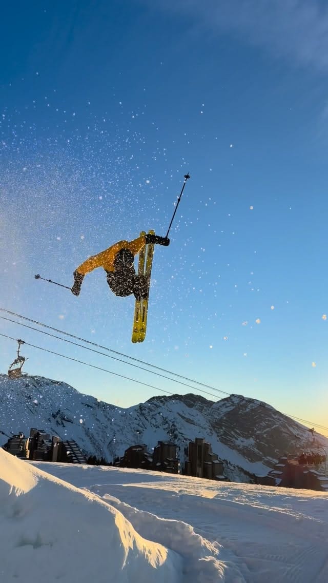 Post 3 by Hugo Laugier on Instagram (video)