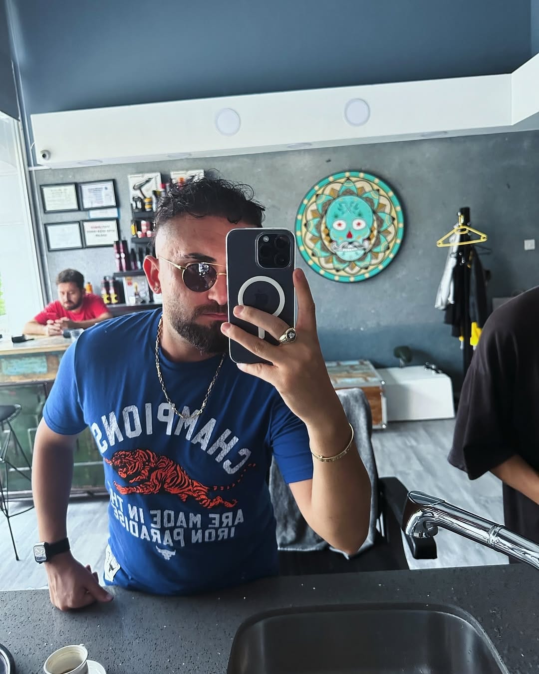 Post 2 by Hüseyin Boz on Instagram (image)