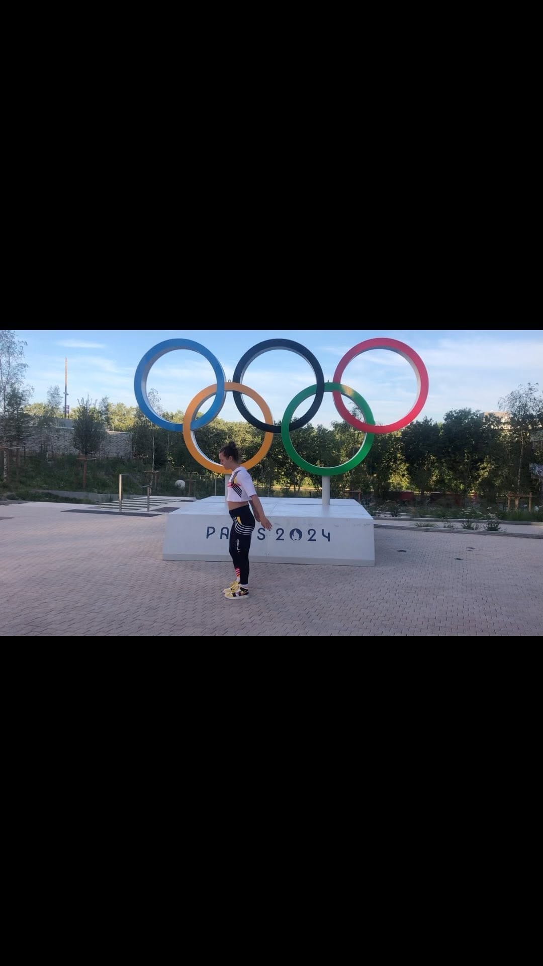 Post 8 by Nina Sterckx on Instagram (video)