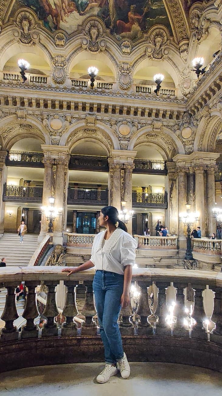 Post 3 by 𝐙𝐚𝐢𝐧𝐚𝐛 🎀 on Instagram (video)
