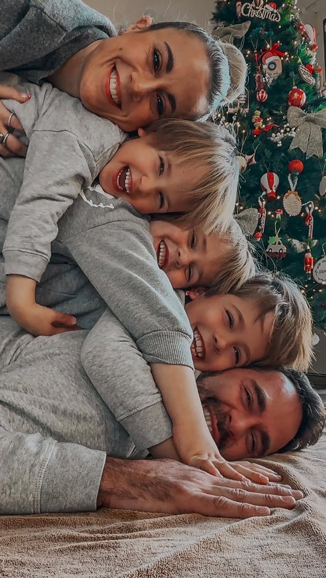 Post 9 by ⚡️MAËVA EST MARTINE🌶️ on Instagram (video)