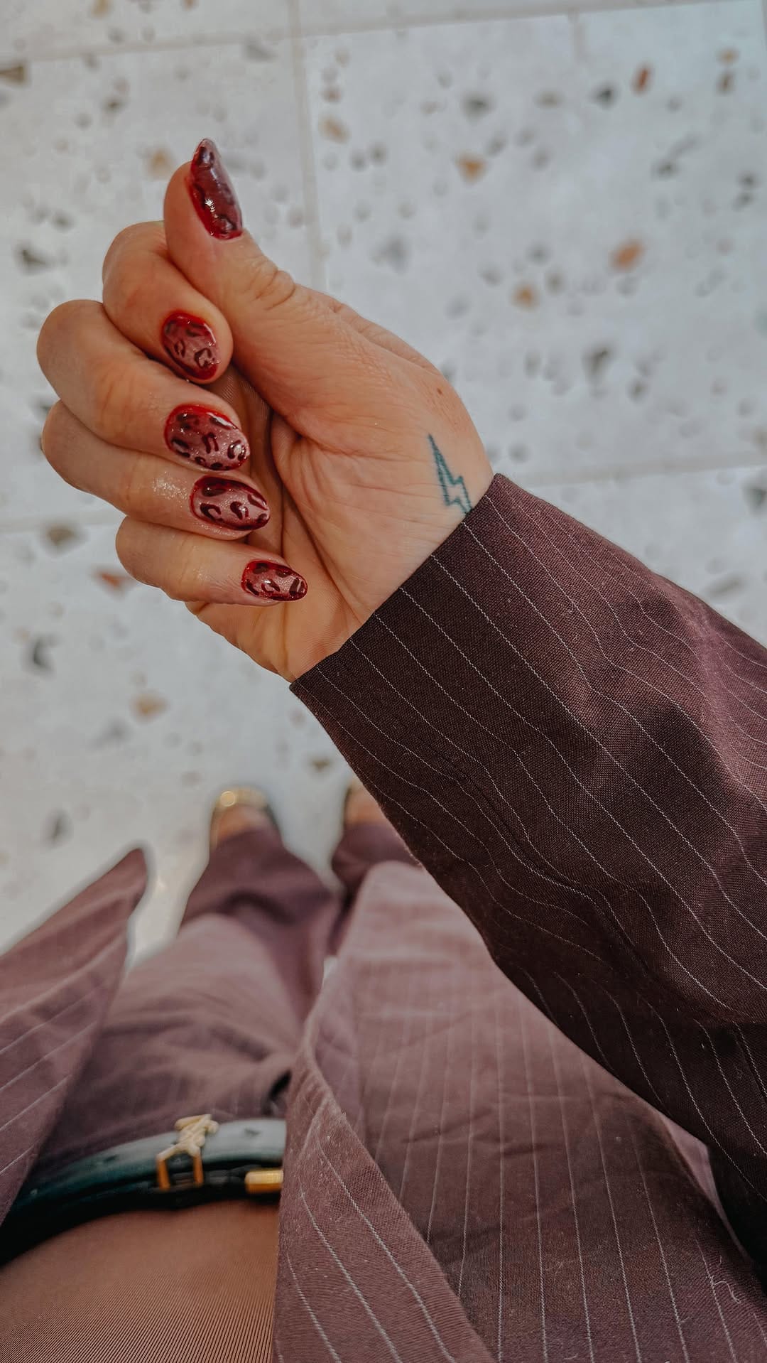Post 3 by ⚡️MAËVA EST MARTINE🌶️ on Instagram (video)