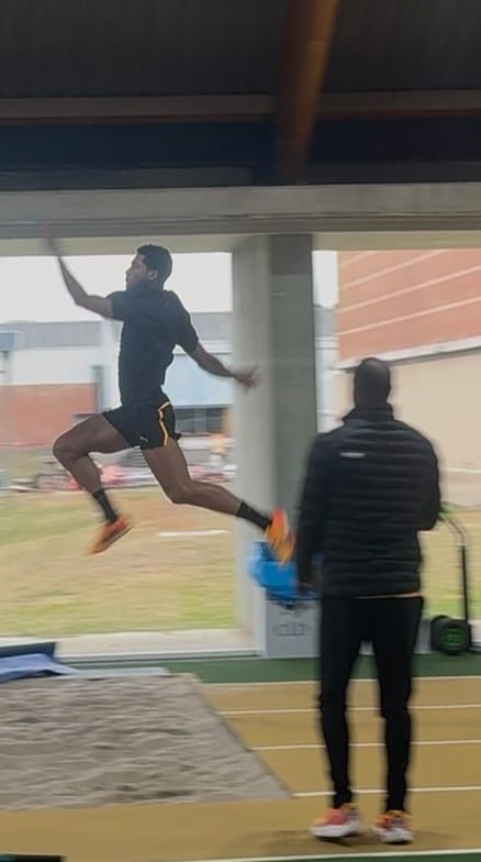 Post 2 by Erwan Konate on Instagram (video)