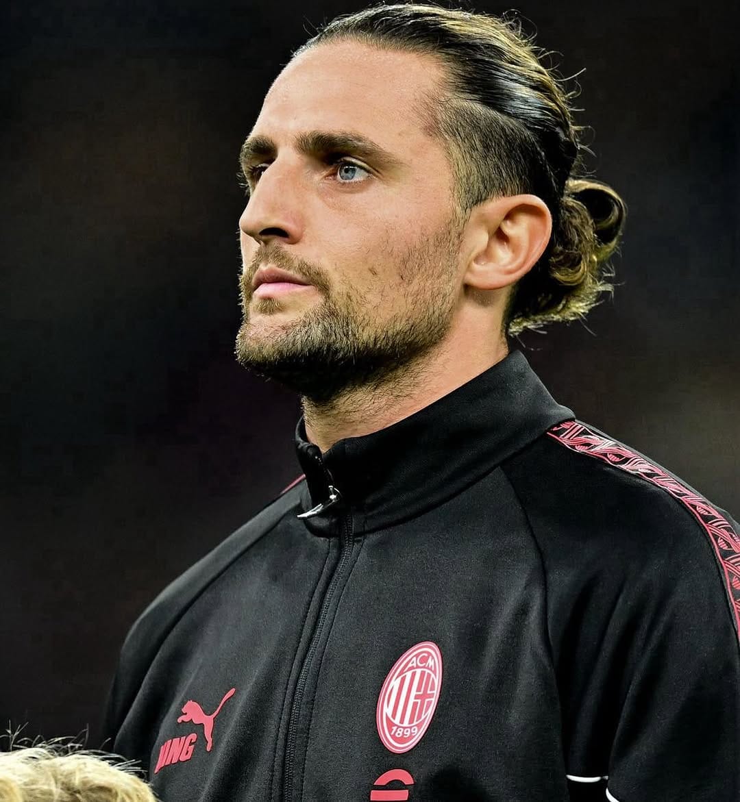Post 10 by Adrien Rabiot on Instagram (image)