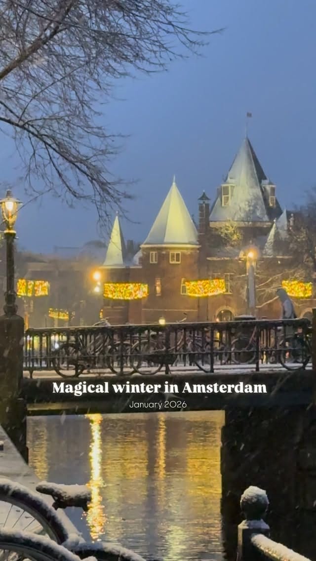 Post 2 by Fidji ♥ Travel Content Creator on Instagram (video)