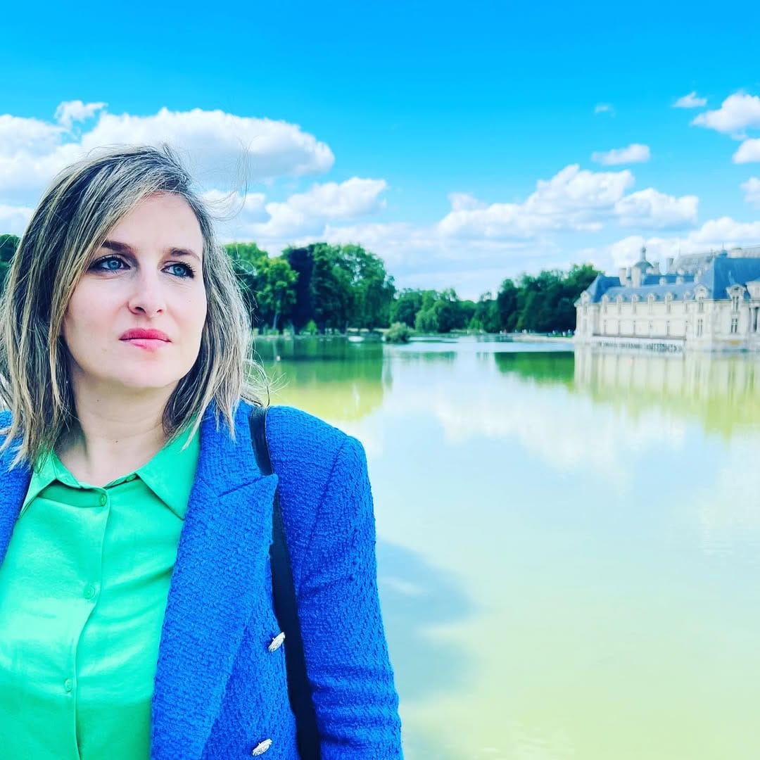 Post 7 by Houda  Doulet on Instagram (carousel)