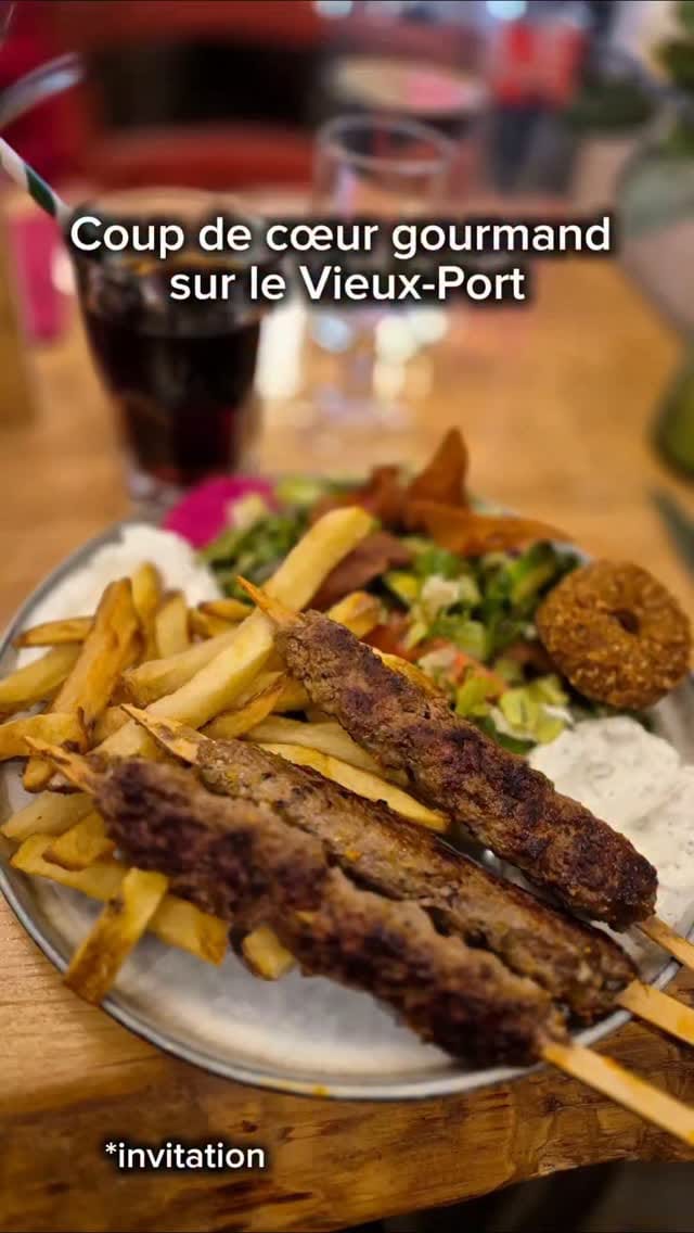 Post 4 by Caroline Generosi Ravera on Instagram (video)
