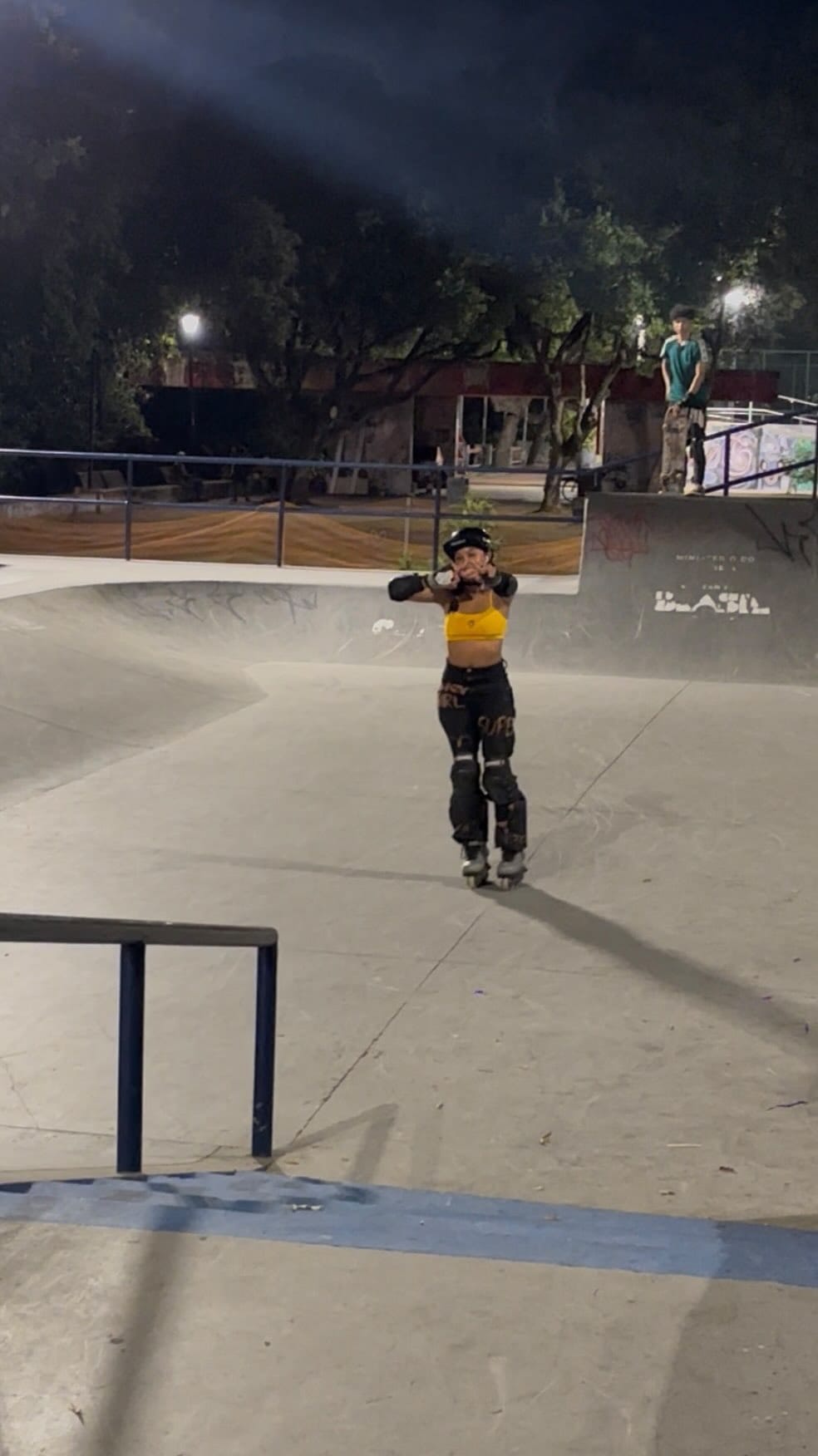 Post 8 by Laura Santos on Instagram (video)