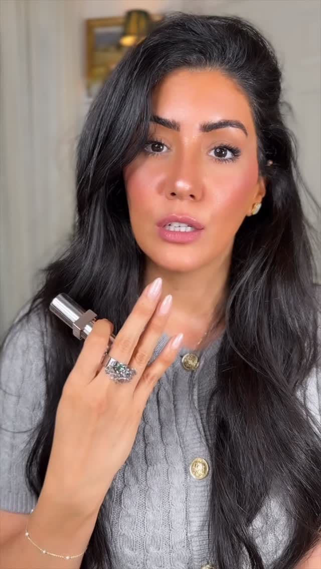Post 4 by Sarv on Instagram (video)