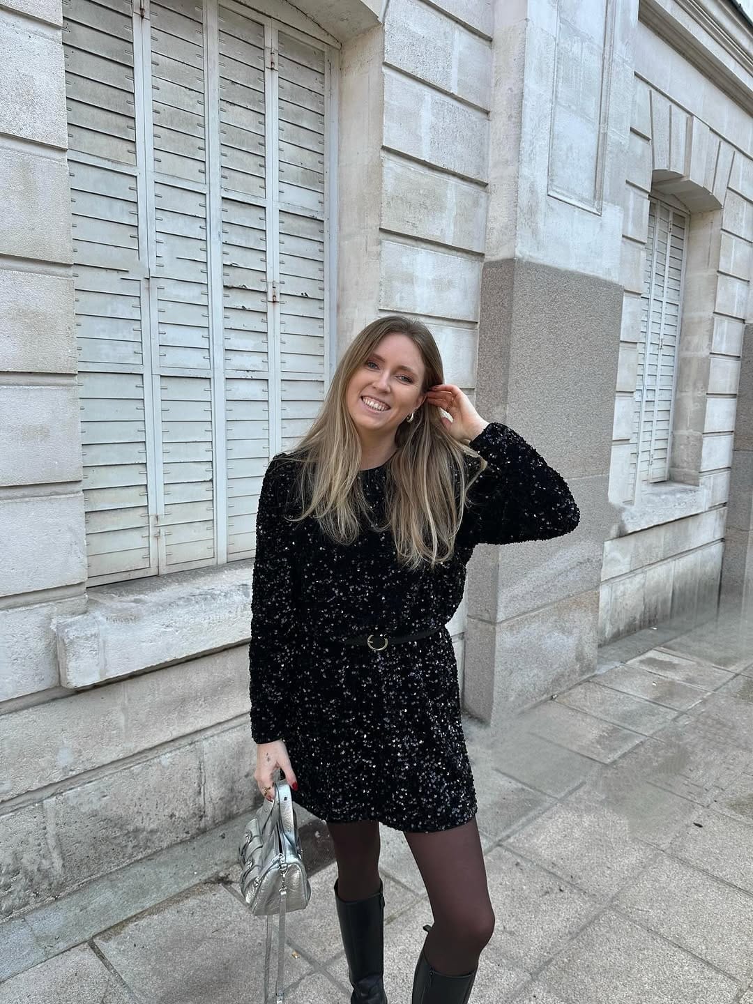 Post 10 by Chloé 🪩 on Instagram (carousel)