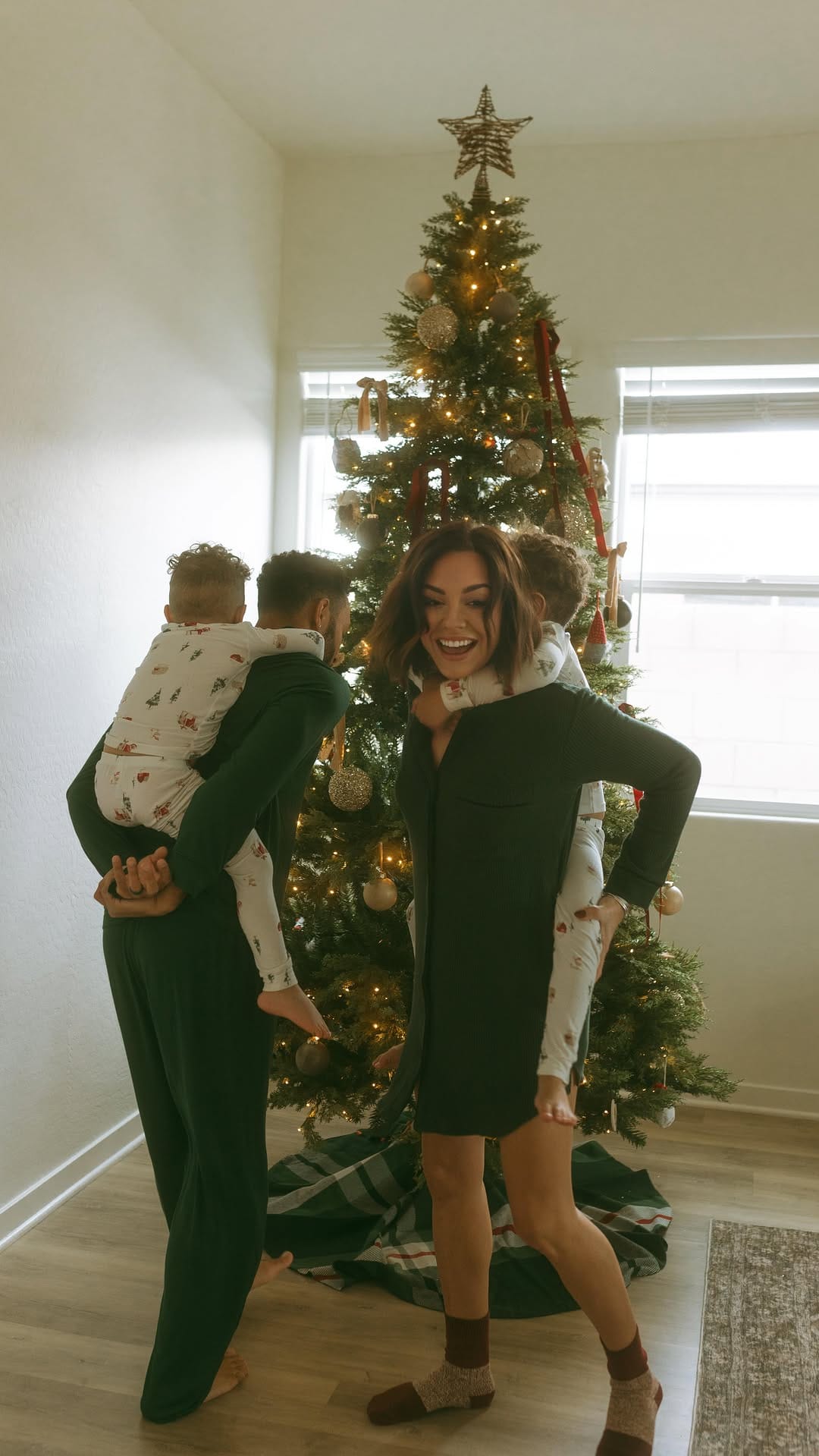 Post 4 by Brittany Homme on Instagram (video)