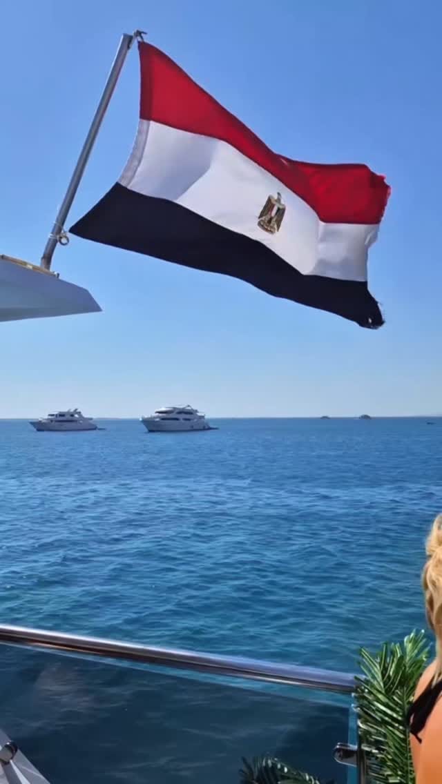 Post 2 by @amoureux_travel on Instagram (video)