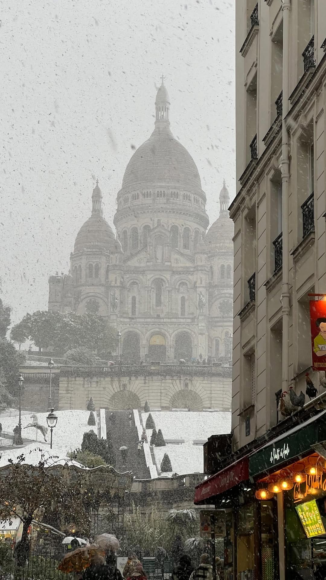 Post 5 by MANDY CHERIE | MANDY IN PARIS 🥐 on Instagram (video)