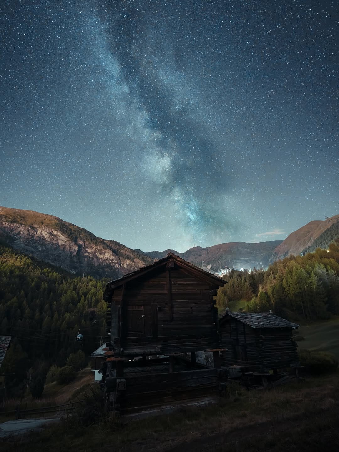 Post 10 by Anthony Colas on Instagram (image)