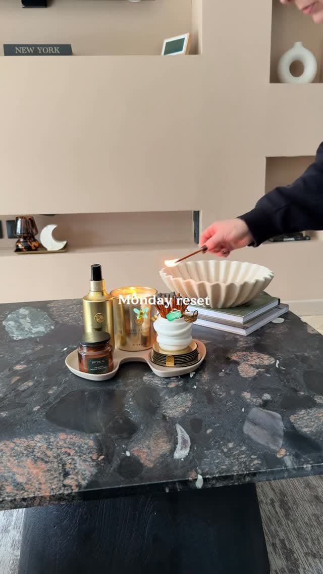 Post 2 by 𝕄𝔸𝕁𝔻𝔸 🦋 on Instagram (video)