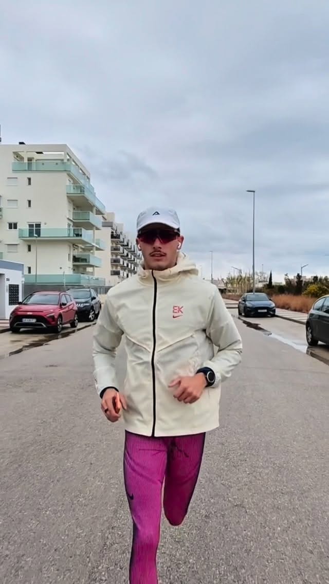Post 3 by ♛ Thibault Escaich ♛ on Instagram (video)
