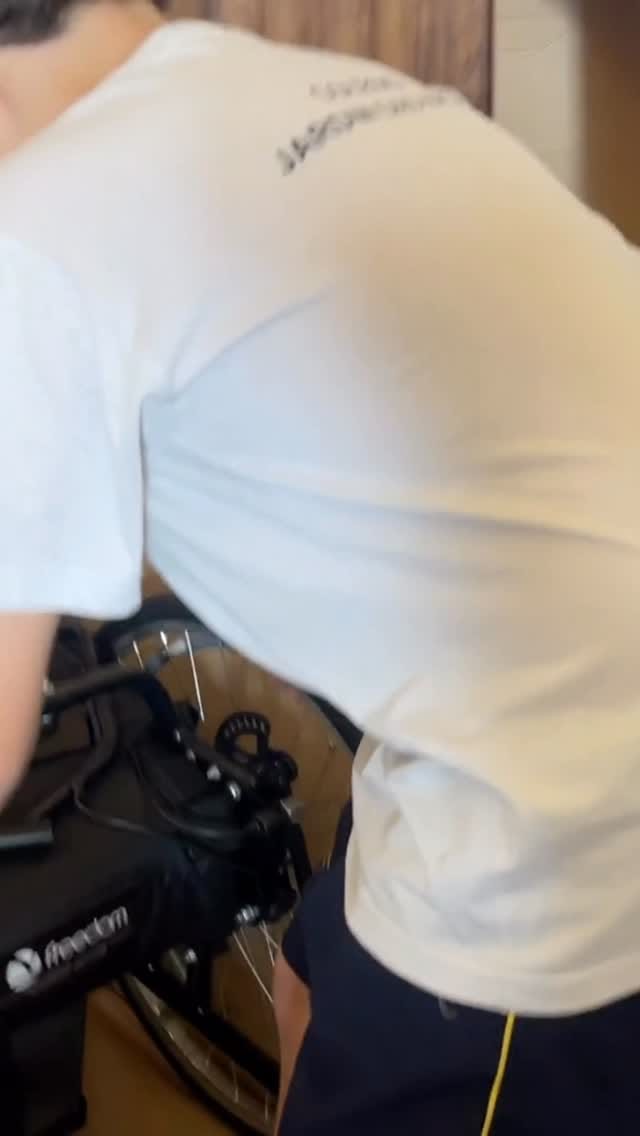 Post 2 by André Rocha on Instagram (video)