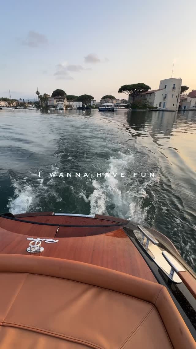 Post 6 by Sara Carnicella | Fashion & Lifestyle | ♊︎ on Instagram (video)