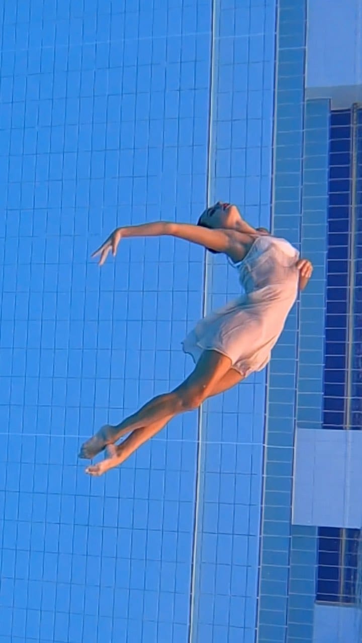 Post 10 by Zoe Poulis on Instagram (video)