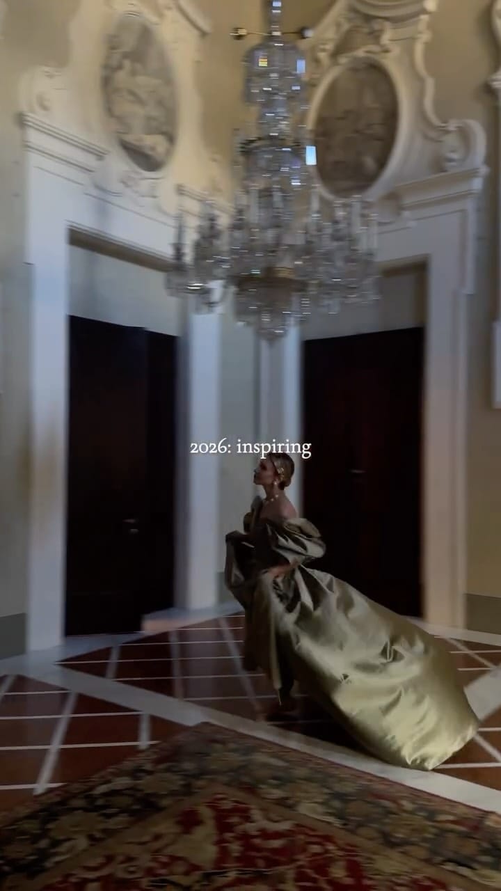 Post 5 by VICTORIA O CIOSOIG on Instagram (video)