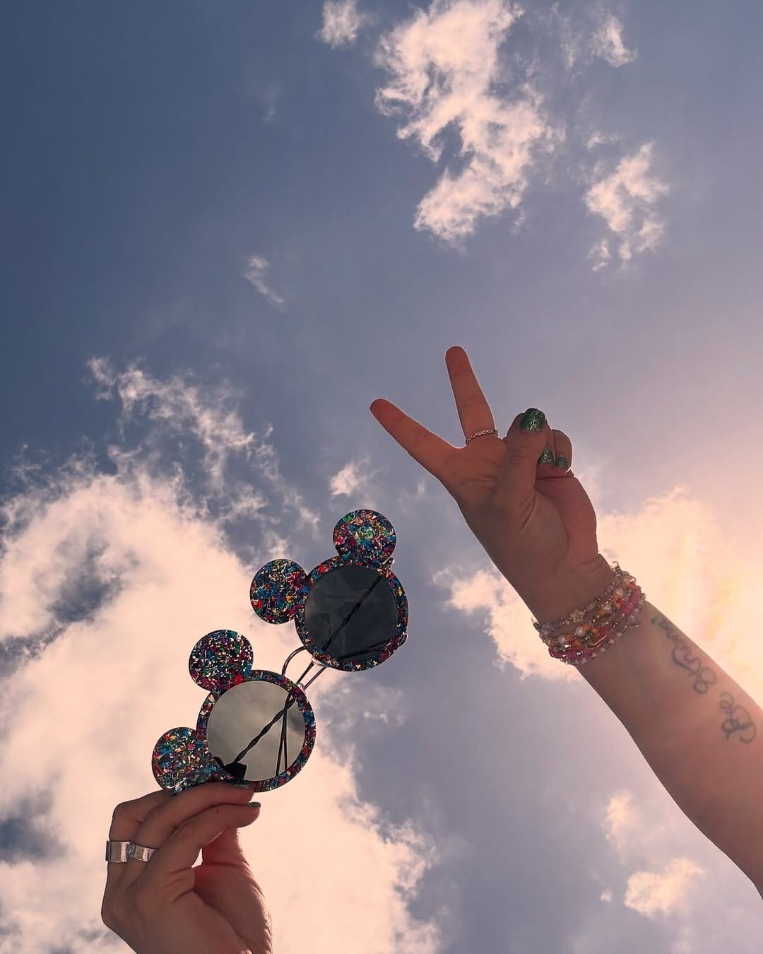 Post 8 by 𝕋𝕠𝕣 𝔻𝕖𝔽𝕣𝕒𝕟𝕔𝕖 on Instagram (carousel)