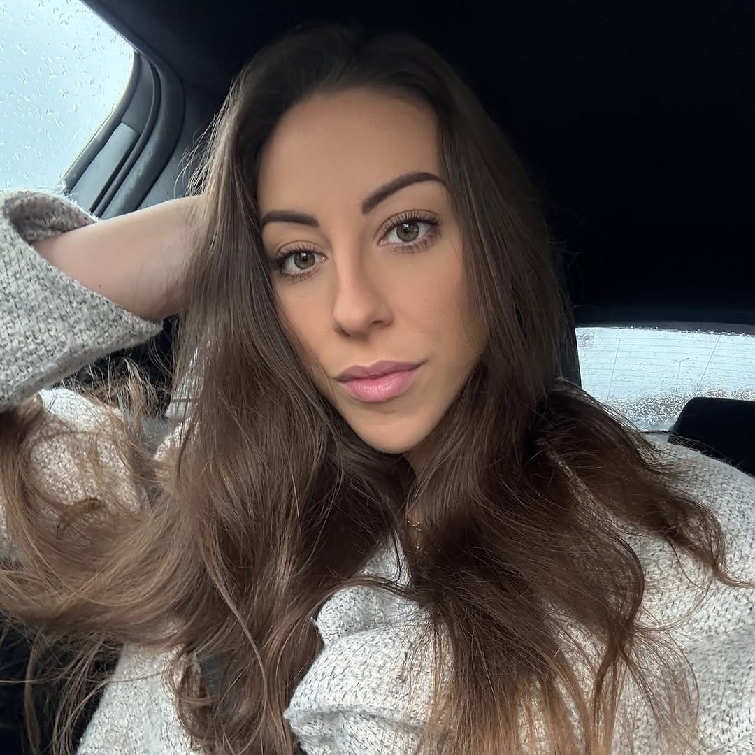Post 2 by Tamara on Instagram (image)