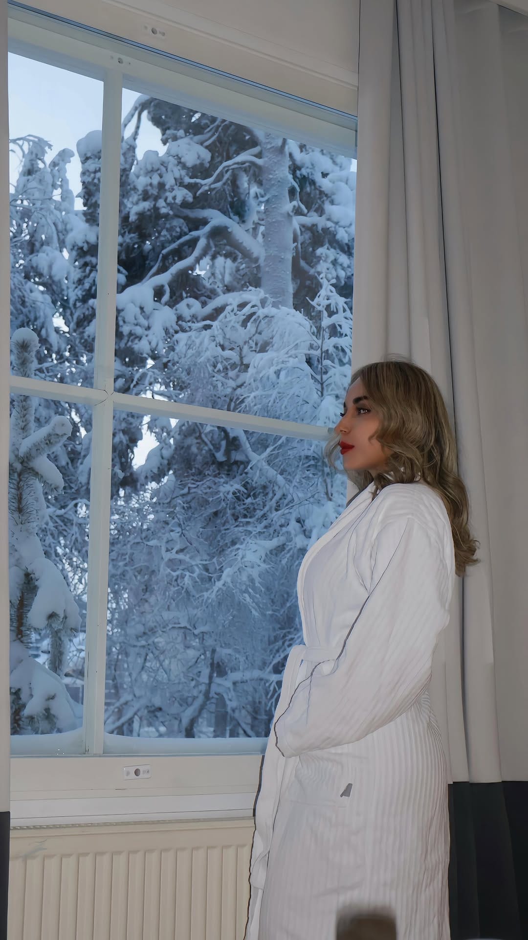 Post 6 by Neda Jalali on Instagram (video)