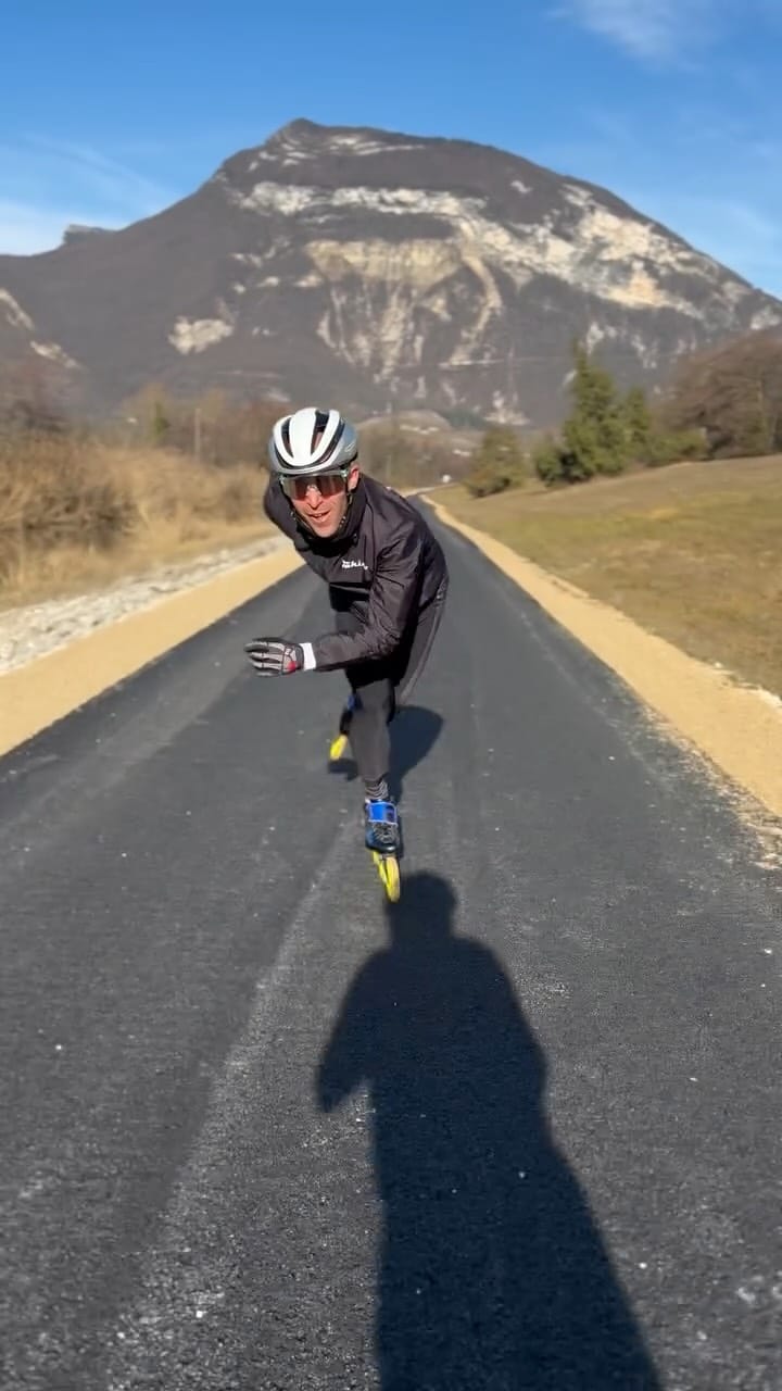 Post 1 by Elton De Souza on Instagram (video)