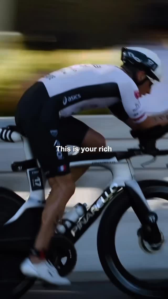 Post 7 by Léo Bergère on Instagram (video)