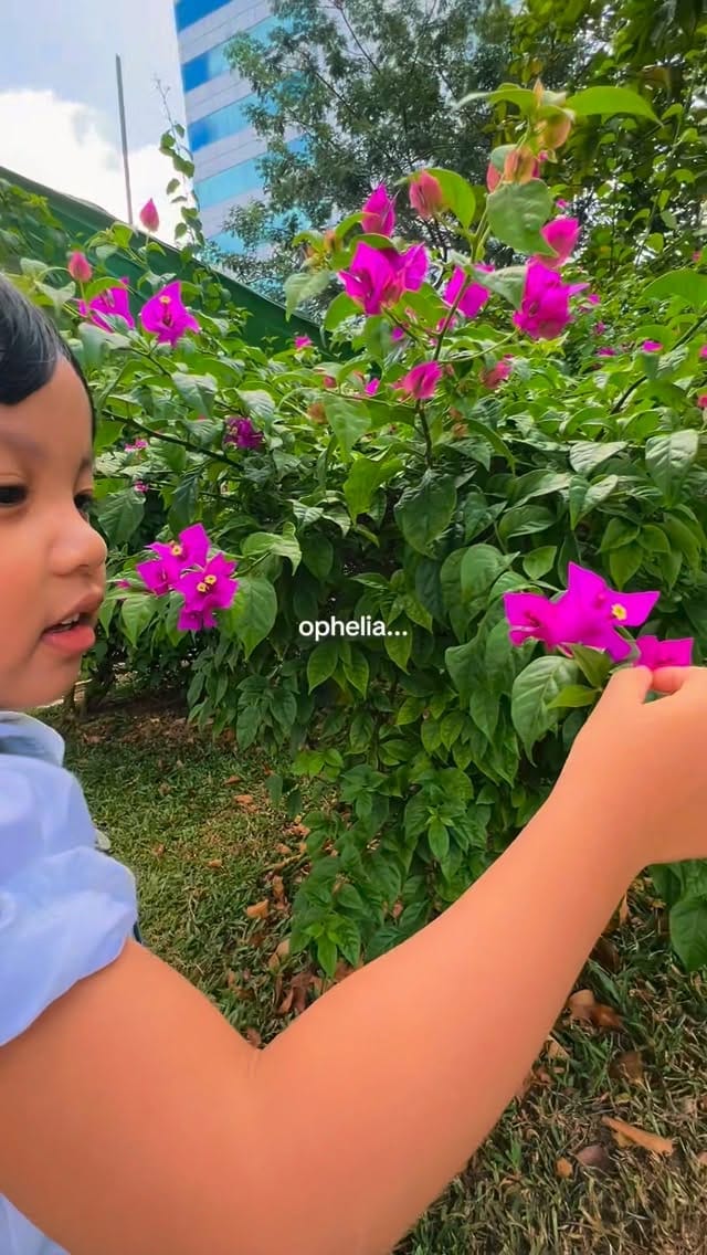 Post 10 by Laili Khoirurosida on Instagram (video)