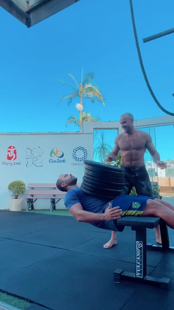 Post 10 by Bruno Fontes OLY - We don stop on Instagram (video)