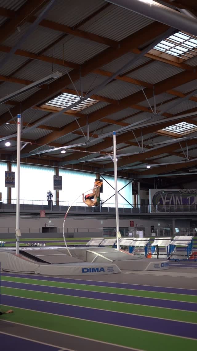 Post 1 by Mathieu Collet on Instagram (video)