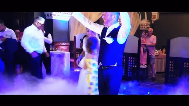 Post 5 by Nicolas Quesnot on Instagram (video)