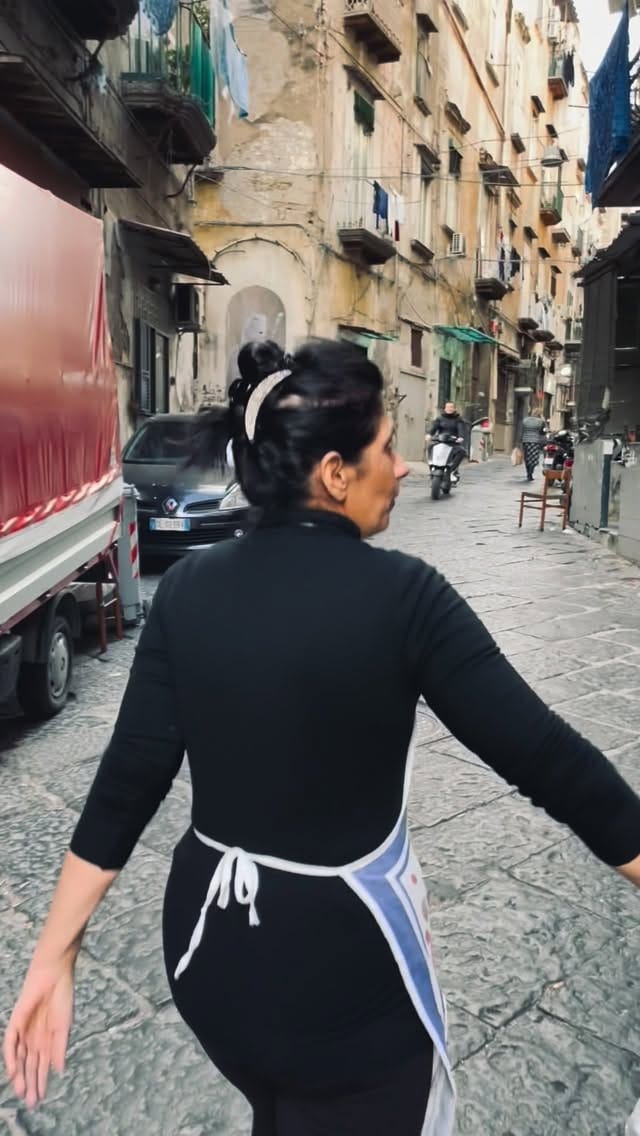 Post 6 by Alba Pezone on Instagram (video)