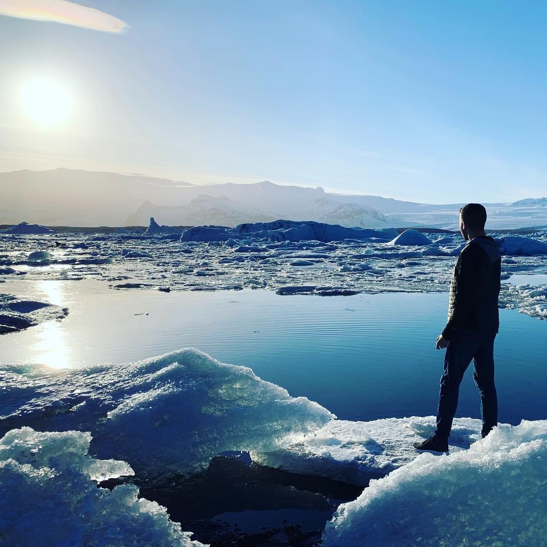 Post 8 by Antho on Instagram (image)