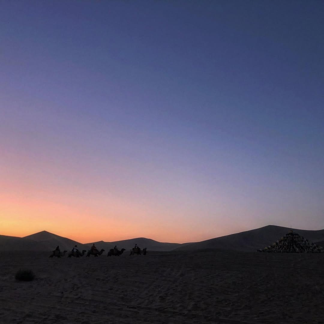 Post 3 by Edgar Sandé on Instagram (image)