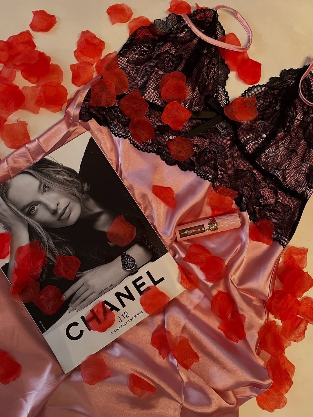 Post 2 by 𝙎𝙞𝙢𝙤𝙣𝙖 𝙩𝙧𝙖𝙫𝙚𝙡𝙘𝙧𝙖𝙯𝙮 ⭐️𝙇𝙪𝙭𝙪𝙧𝙮 on Instagram (carousel)